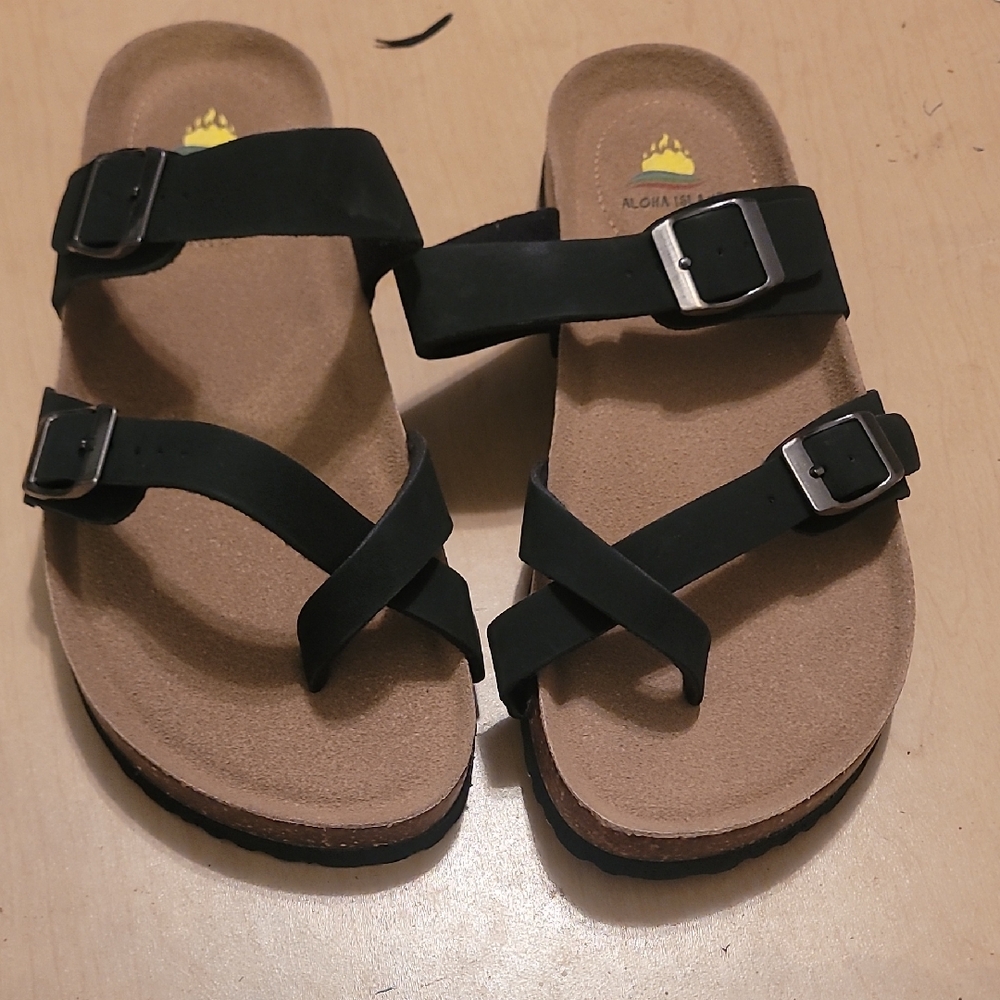 Aloha Island Black and Tan Sandals